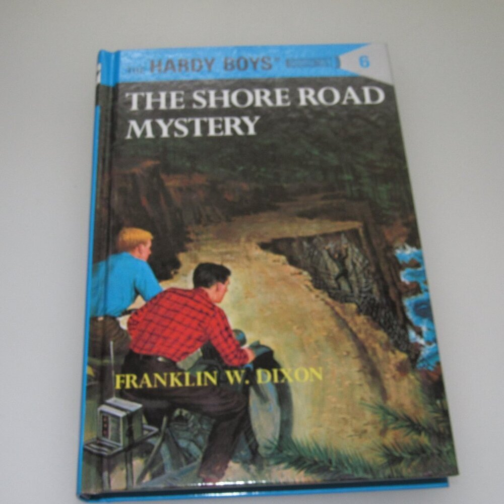 Hardy Boys #6 The Shore Road Mystery Hardcover Book – Franklin W. Dixon –Vintage